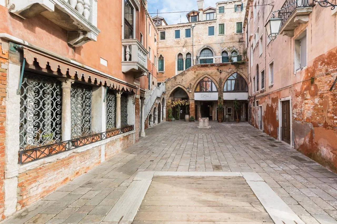 Ca' Giulia Grand Canal View Next To Rialto Bridge 威尼斯 公寓